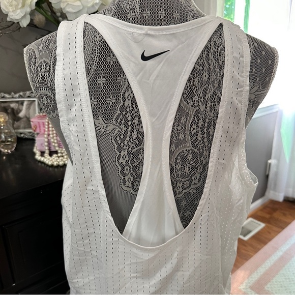 Nike Swim White Layered Racerback Tank Top Size Large – NWT - Picture 7 of 16
